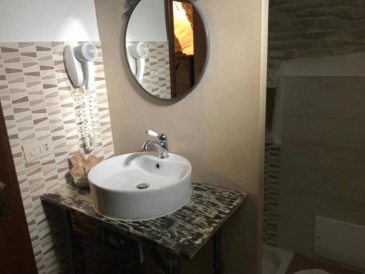 A Due Passi Dal Centro - Trullo Apartman Alberobello Kültér fotó